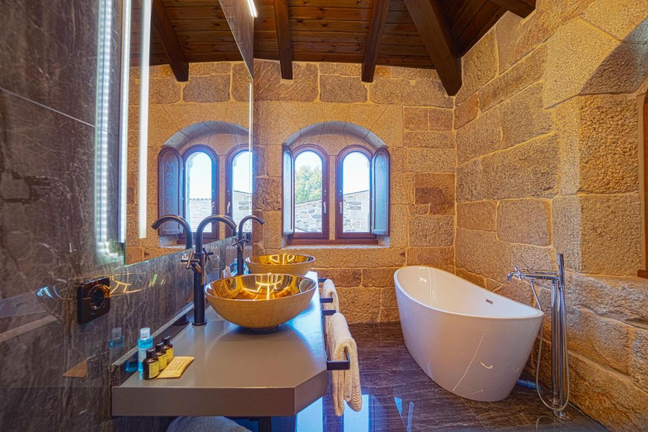 Hotel As Torres Da Hermida Monterroso ภายนอก รูปภาพ