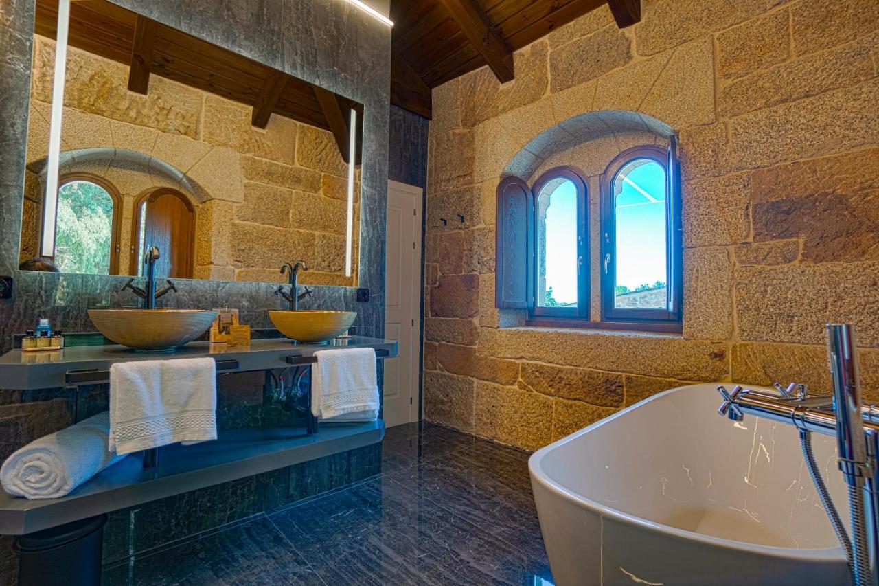 Hotel As Torres Da Hermida Monterroso ภายนอก รูปภาพ